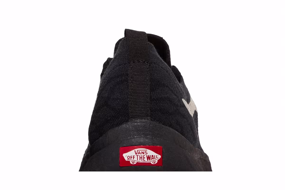 Vans UltraRange VR3 Black Gum, view 8