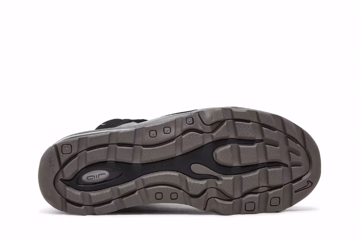 Nike Air Bakin Posit Metallic Pewter, view 5