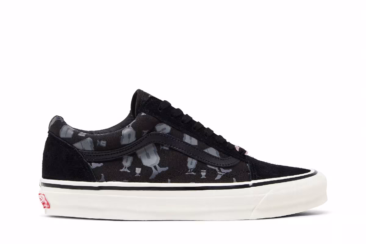 Undefeated x Vans OG Old Skool LX U-Man - Dark Shadow, view 2