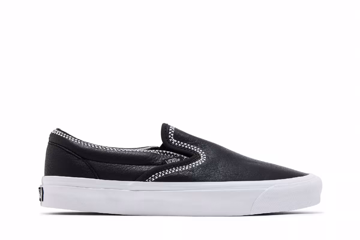 White Mountaineering x Vans Classic Slip-On 98 DX Black White, view 2