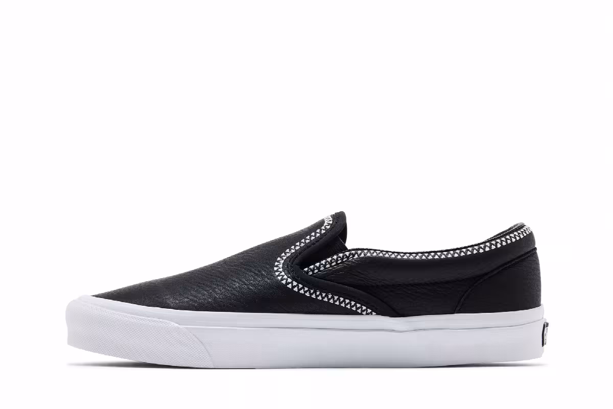 White Mountaineering x Vans Classic Slip-On 98 DX Black White, view 4
