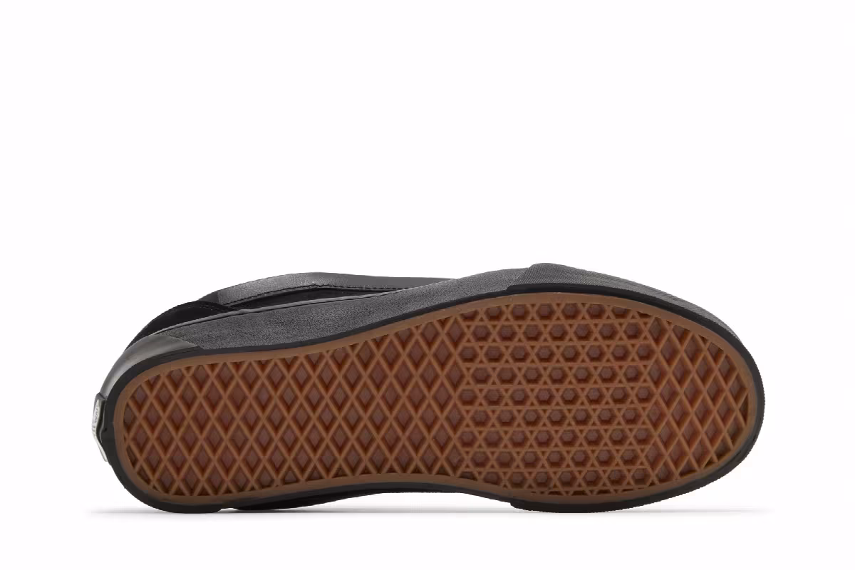 Vans Knu-Skool Triple Black, view 5