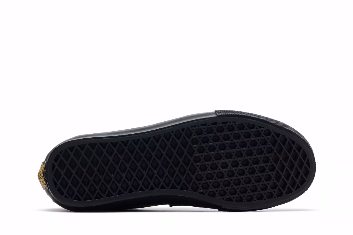 Beatrice Domond x Vans Skate Style 53 Autumn, view 5