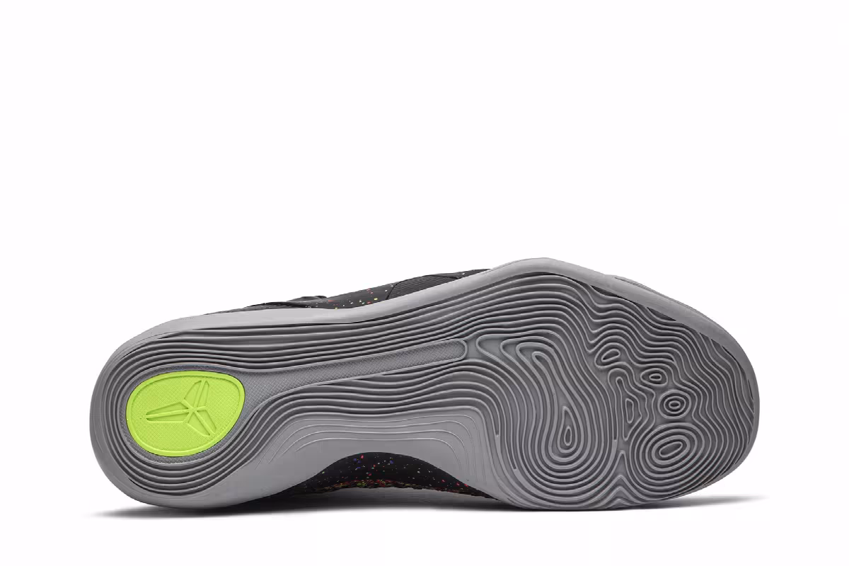 Nike Kobe 9 Elite Masterpiece, view 5