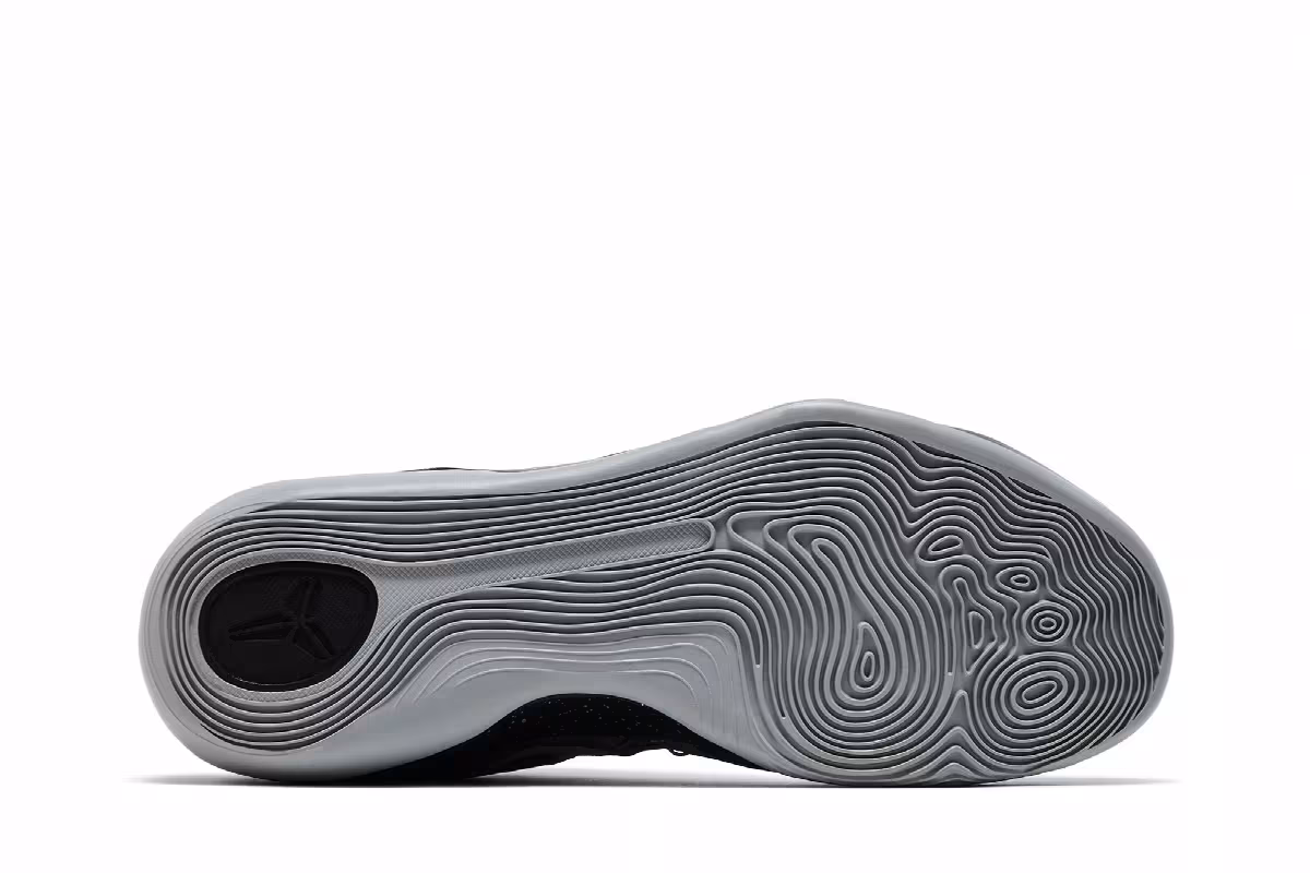 Nike Kobe 9 EM Premium Metallic Silver, view 5