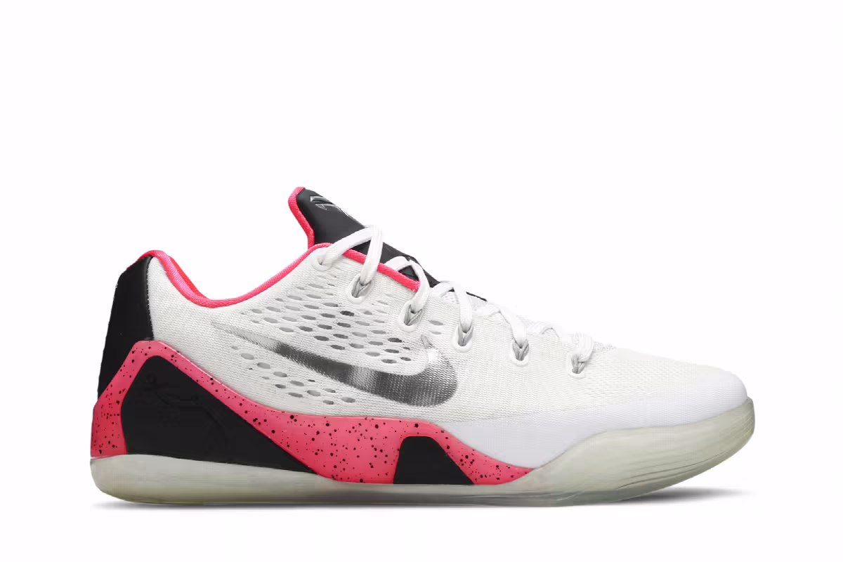 Nike Kobe 9 EM Moonwalker, view 2