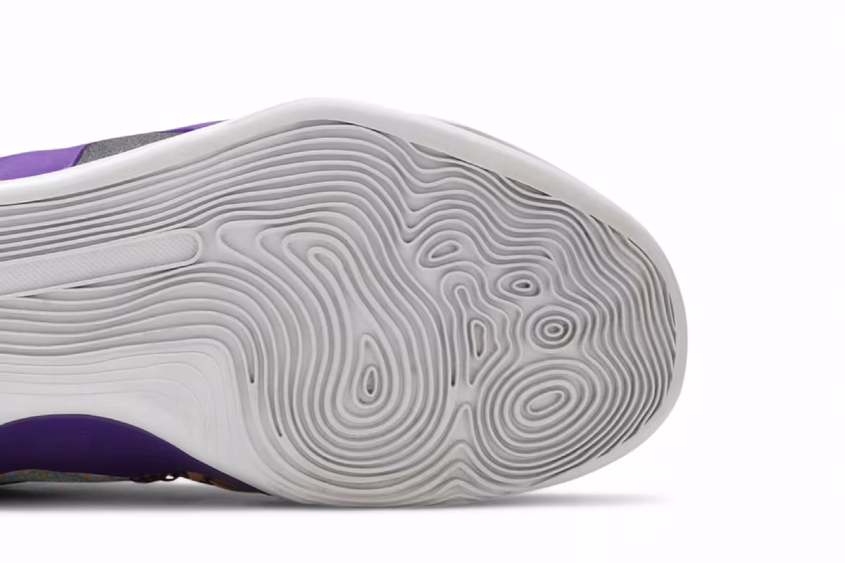 Nike Kobe 9 EM Pop Art, view 6