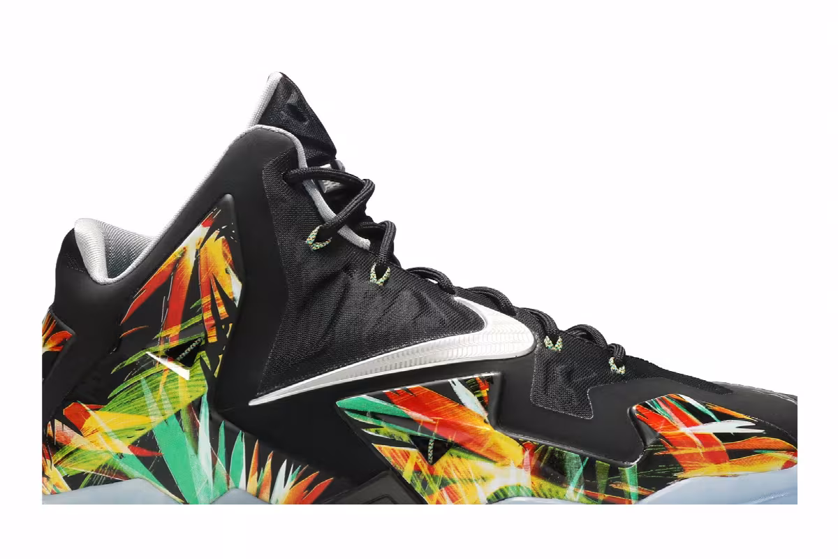 Nike LeBron 11 Everglades, view 3