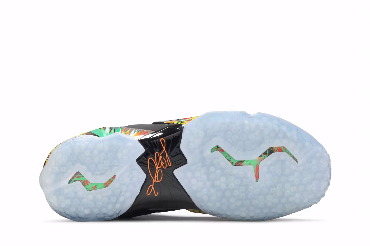 Nike LeBron 11 Everglades, view 5