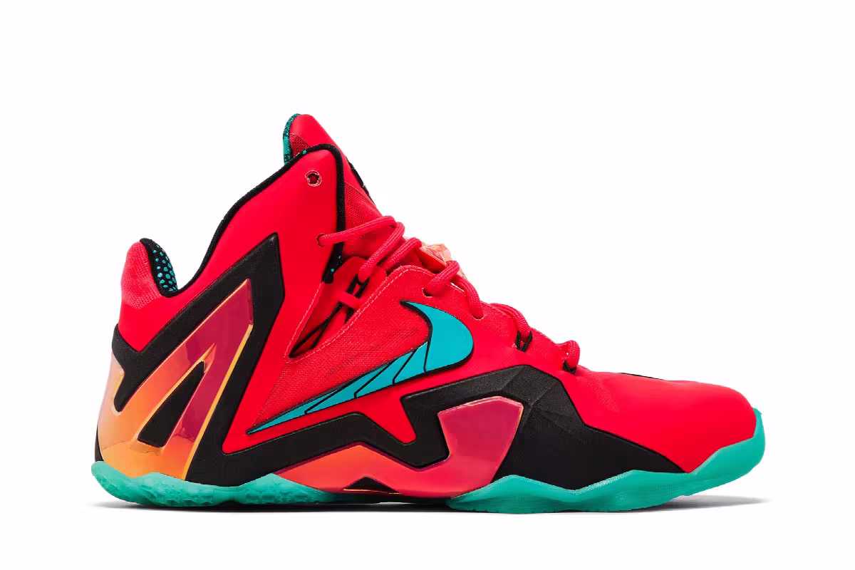 Nike LeBron 11 Elite Hero Pack, view 2