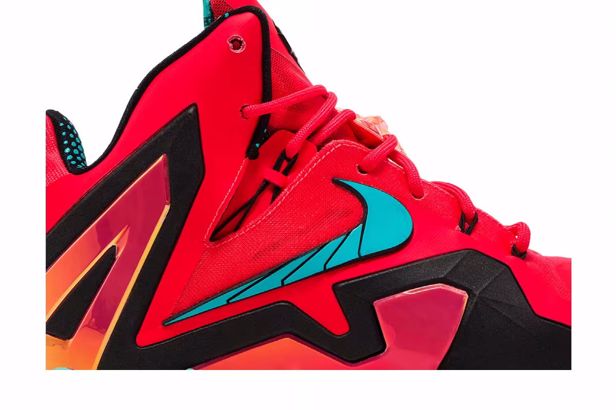 Nike LeBron 11 Elite Hero Pack, view 3