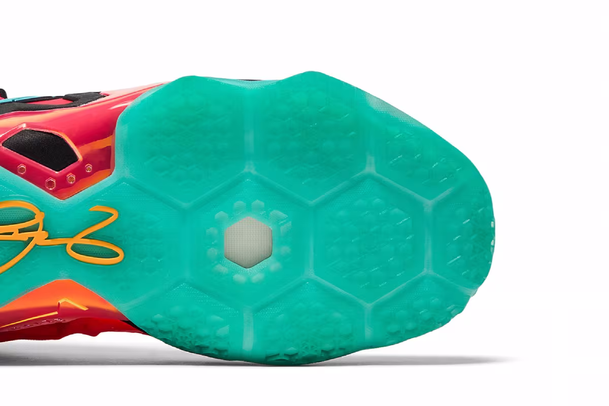 Nike LeBron 11 Elite Hero Pack, view 6