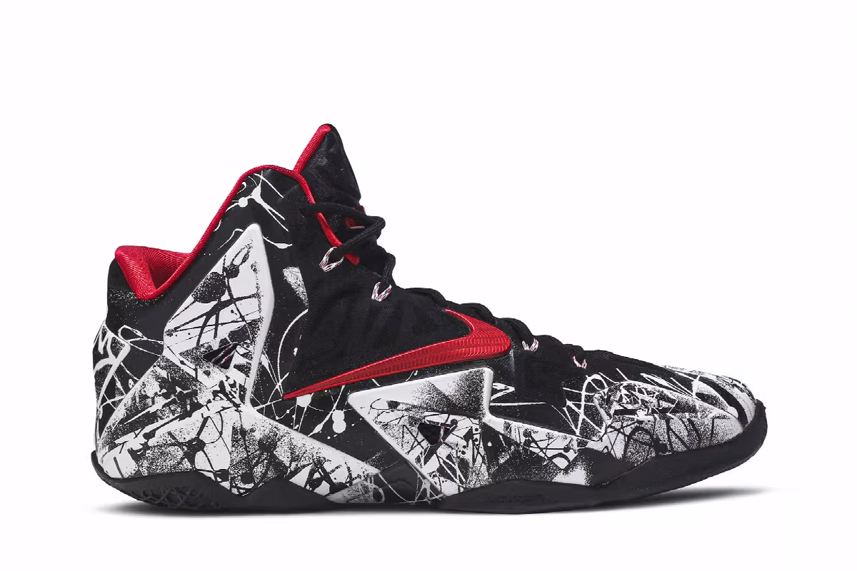 Nike LeBron 11 Graffiti, view 2