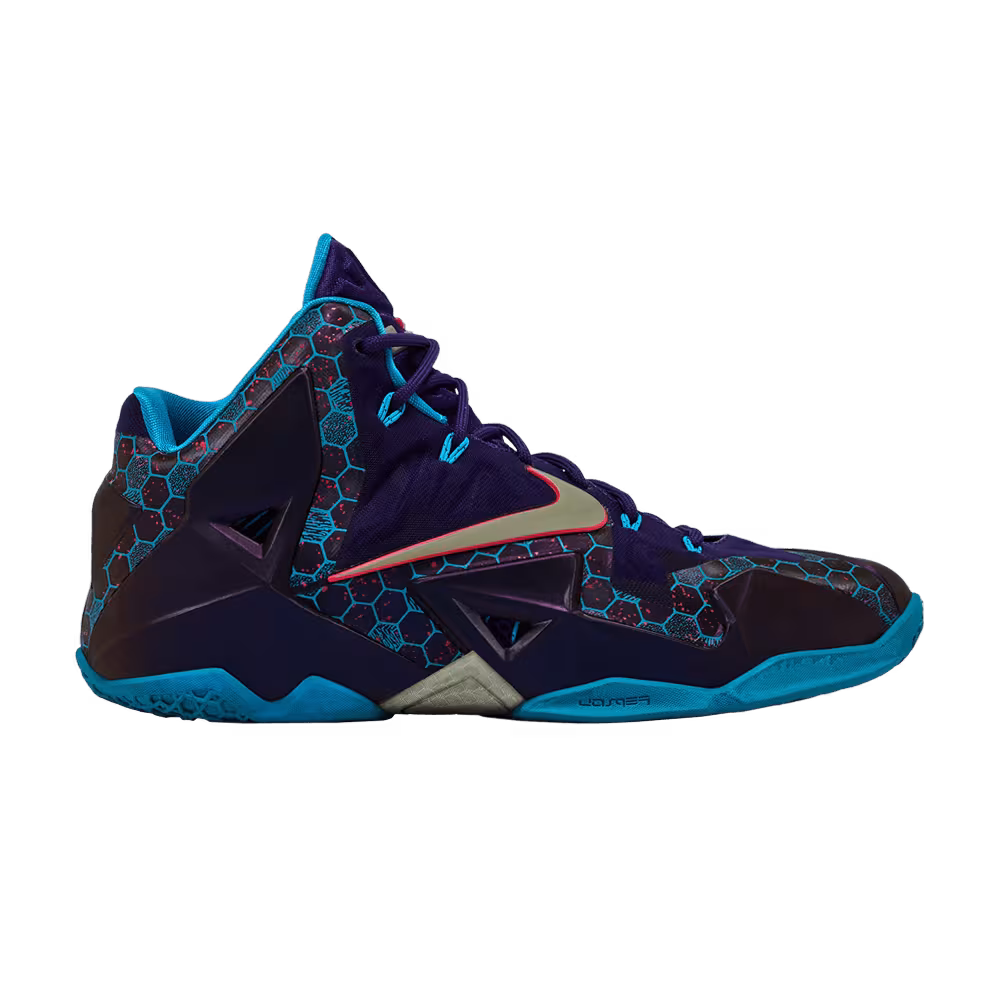 Nike LeBron 11 Hornets