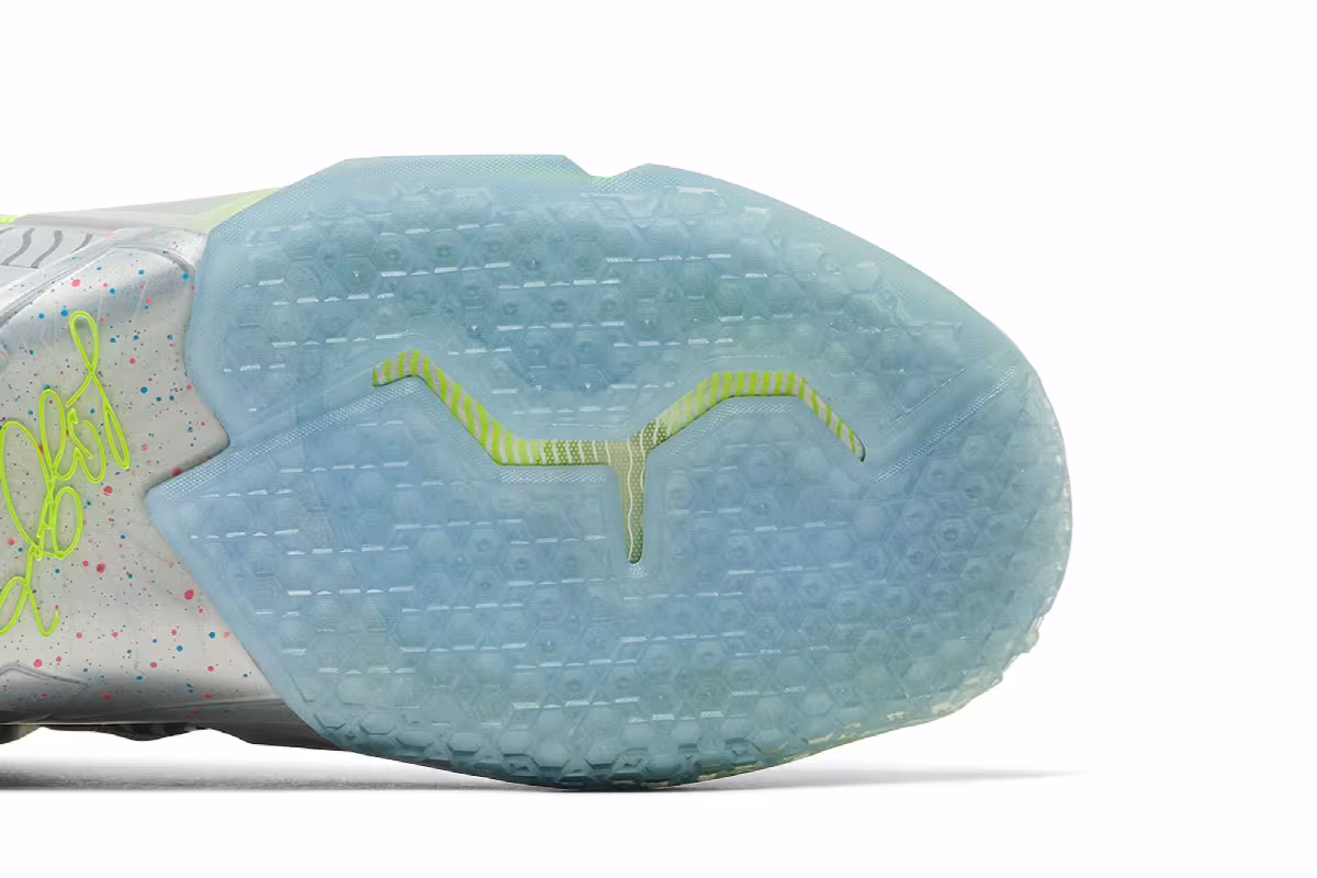 Nike LeBron 11 Maison du LeBron, view 6