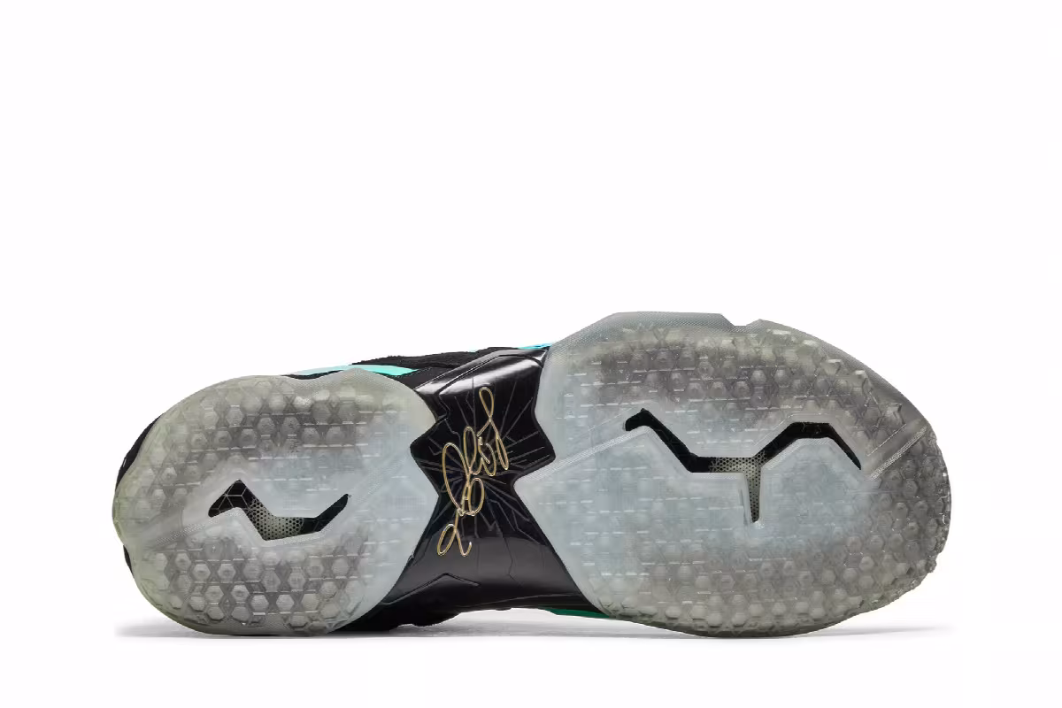 Nike LeBron 11 EXT QS Kings Crown, view 5