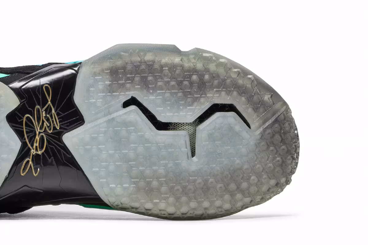 Nike LeBron 11 EXT QS Kings Crown, view 6