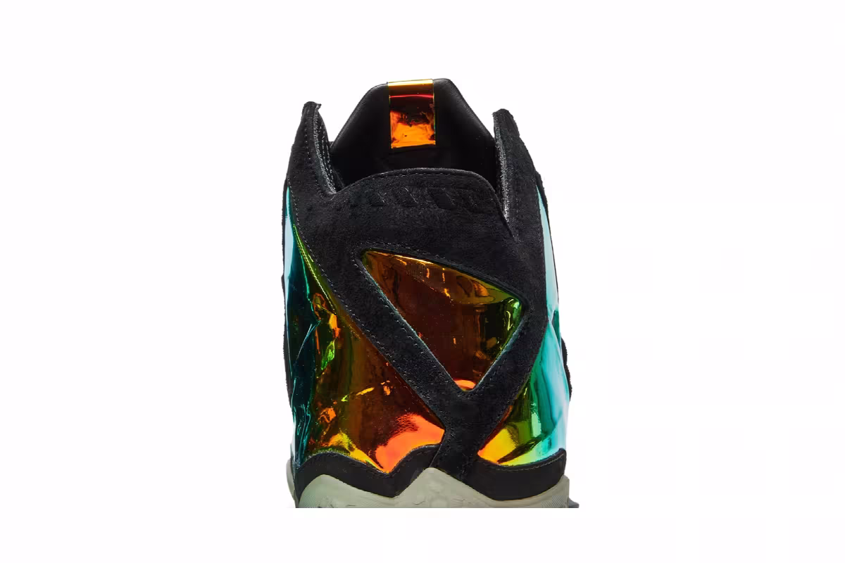 Nike LeBron 11 EXT QS Kings Crown, view 8