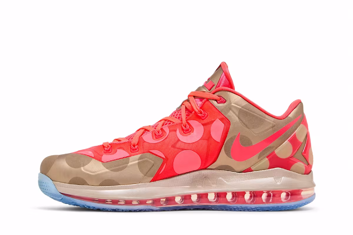 Nike LeBron 11 Low Maison Collection, view 4