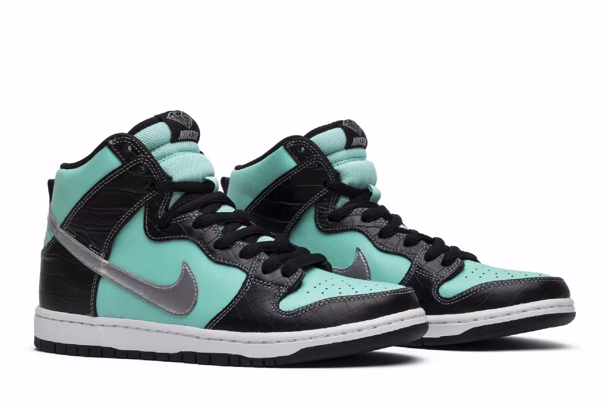 Diamond Supply Co. x Nike Dunk High Premium SB Tiffany, view 9