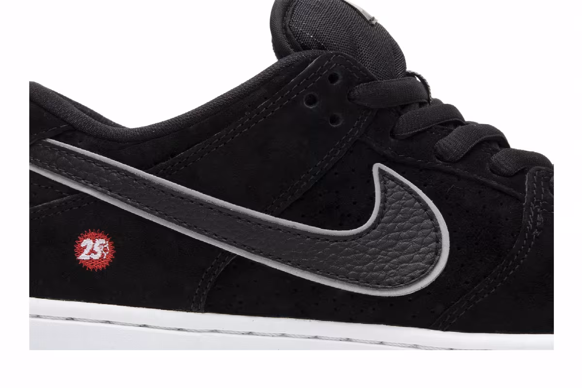 Nike Dunk Low Premium SB Quartersnacks, view 3