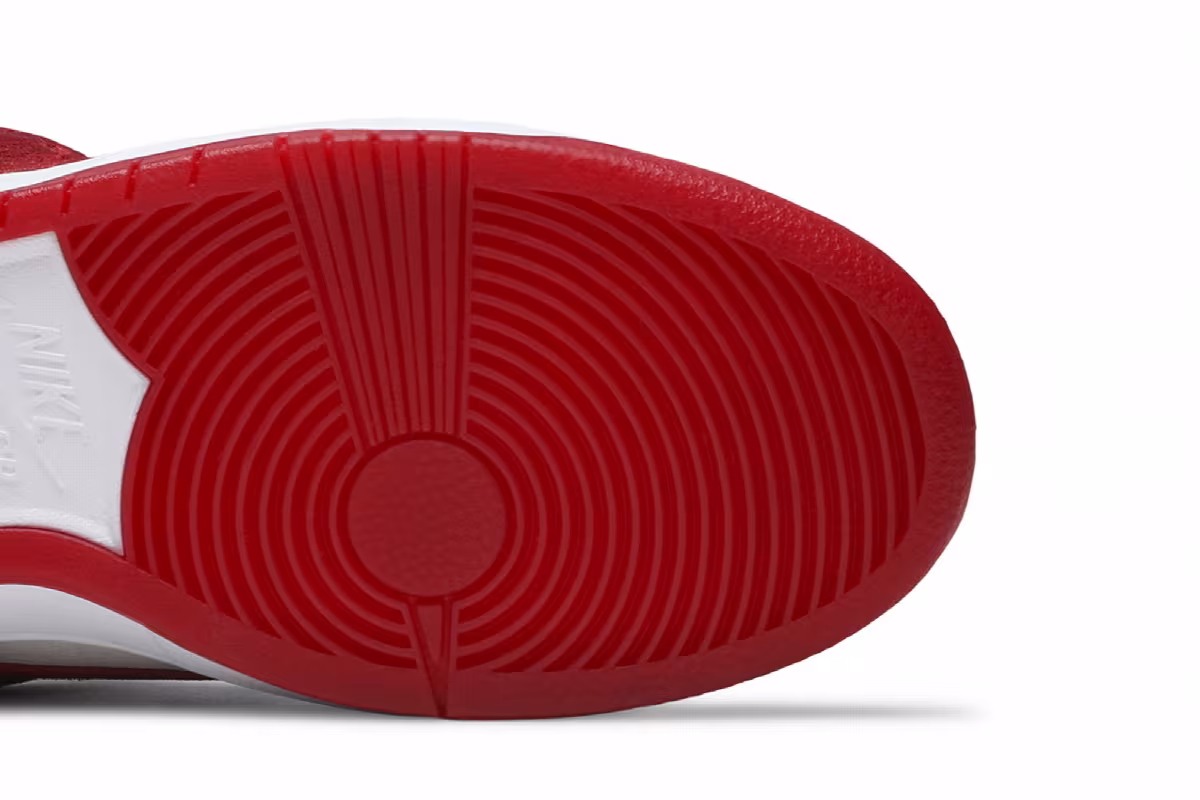 Nike Dunk Low Premium SB Valentine's Day 2014, view 6