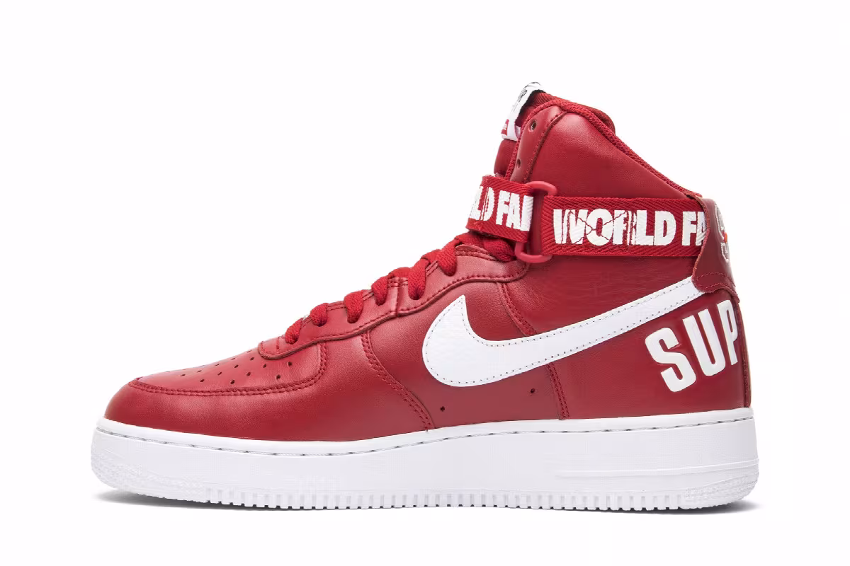 Supreme x Nike Air Force 1 High SP Red, view 4