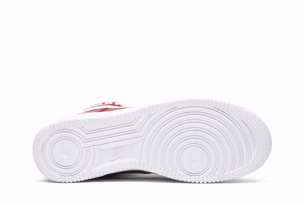 Supreme x Nike Air Force 1 High SP Red, view 5