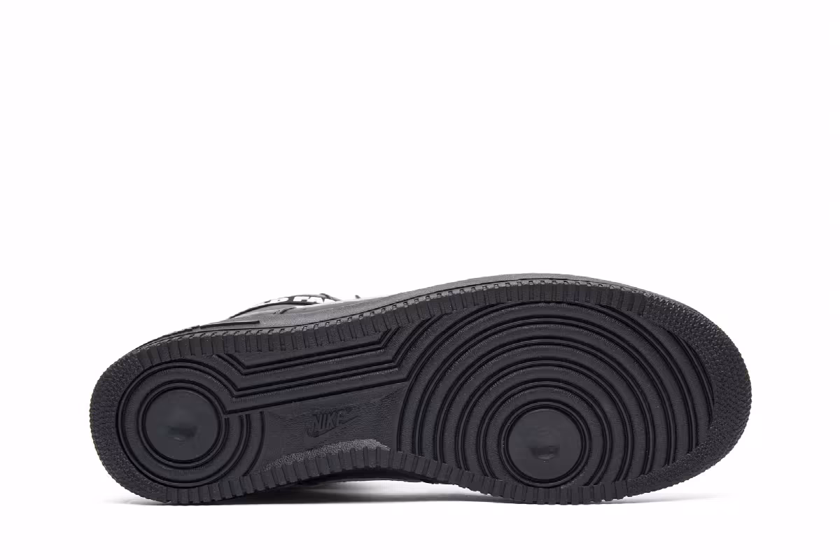 Supreme x Nike Air Force 1 High SP Black, view 5