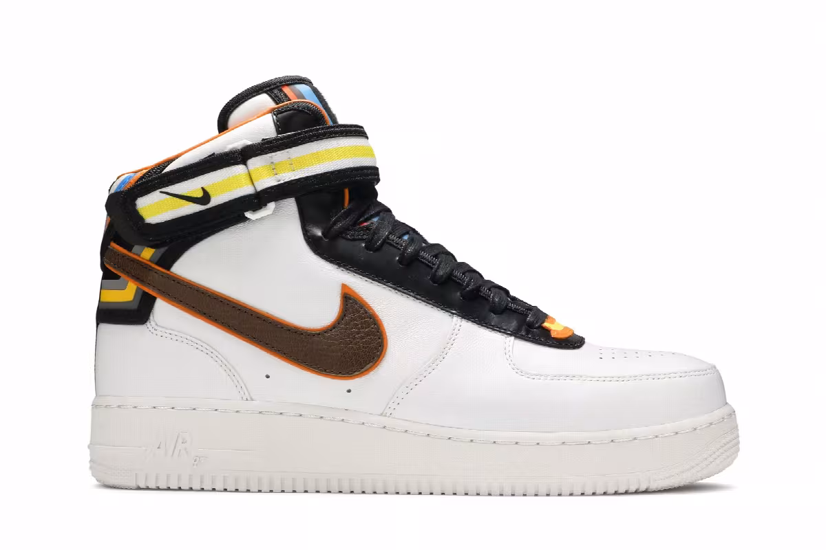 Riccardo Tisci x Nike Air Force 1 Mid SP White Brown, view 2