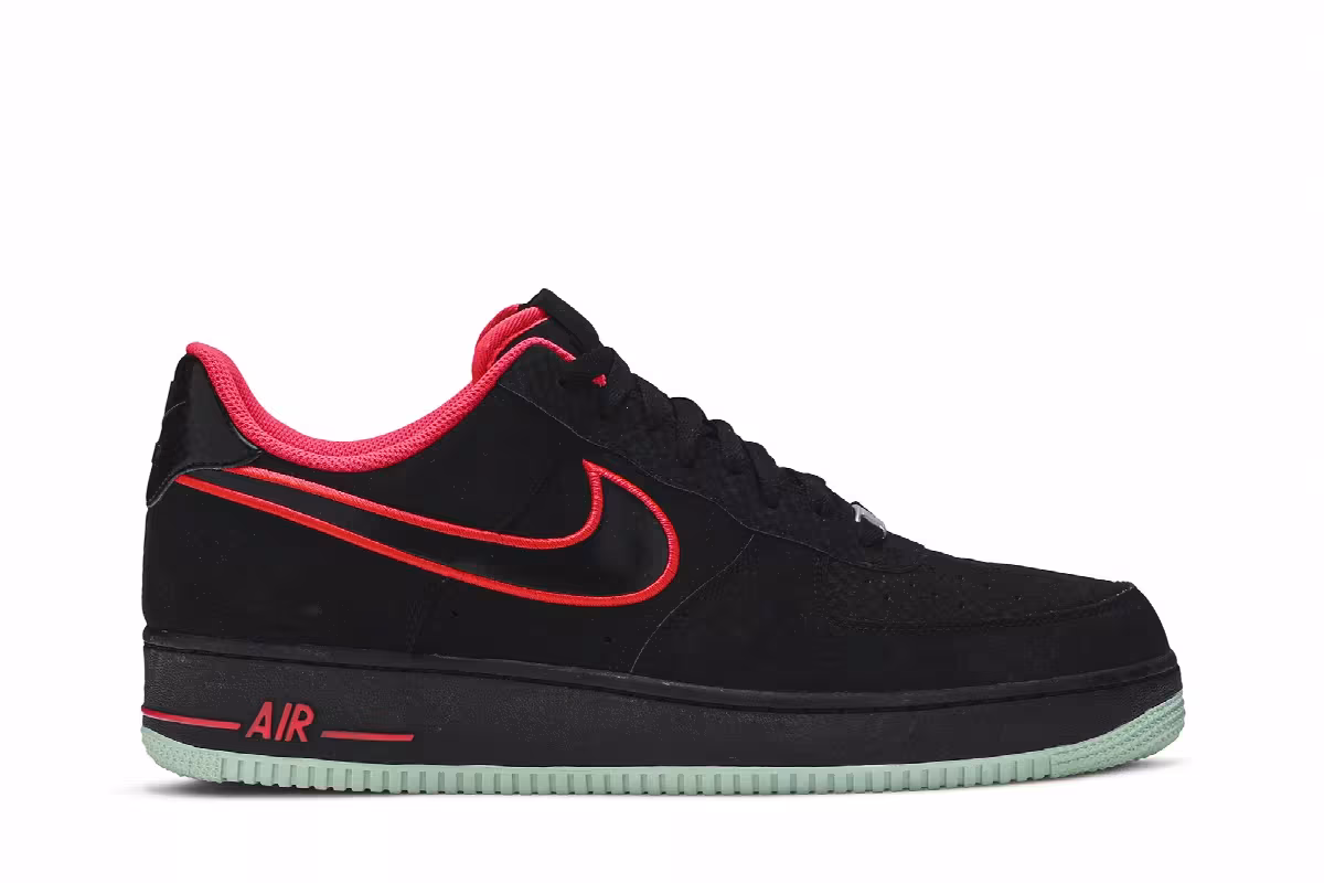 Nike Air Force 1 Yeezy, view 2