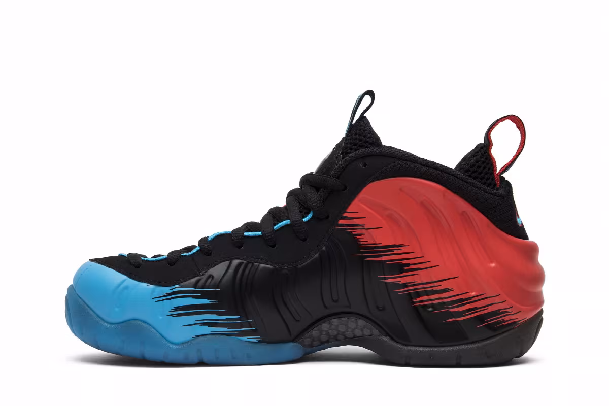 Nike Air Foamposite Pro Spider-Man, view 4