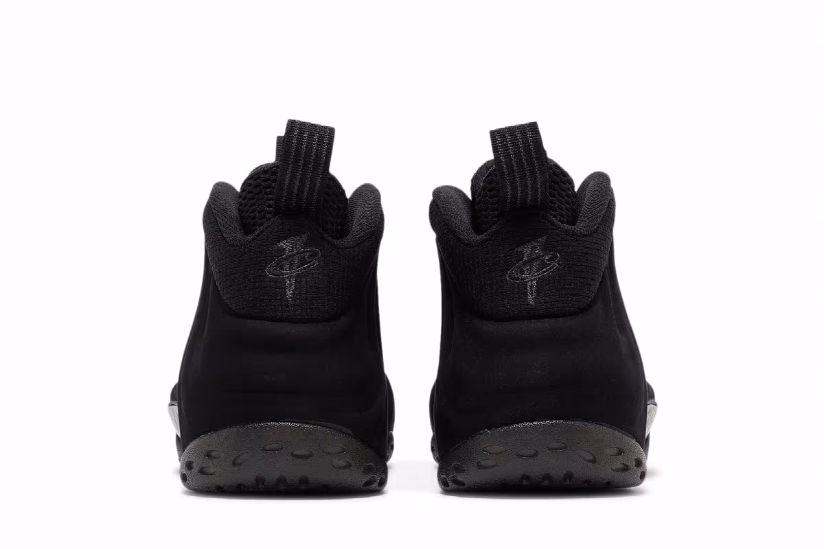 Nike Air Foamposite One Prm Triple Black, view 7