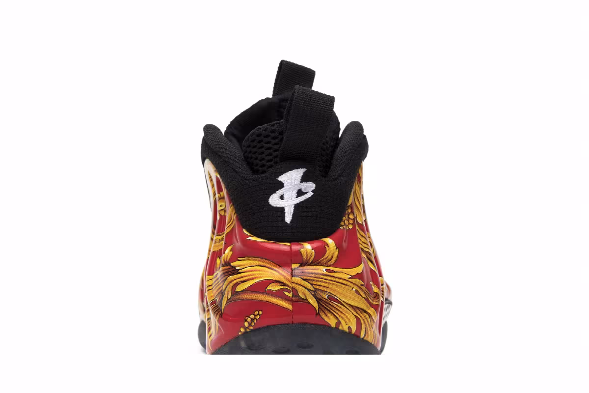 Supreme x Nike Air Foamposite One SP Supreme, view 8