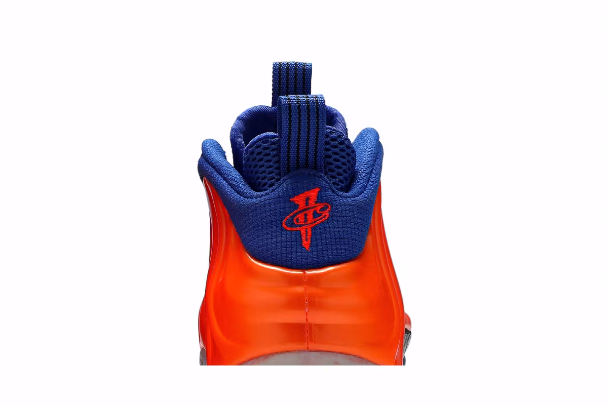 Nike Air Foamposite One Knicks, view 8