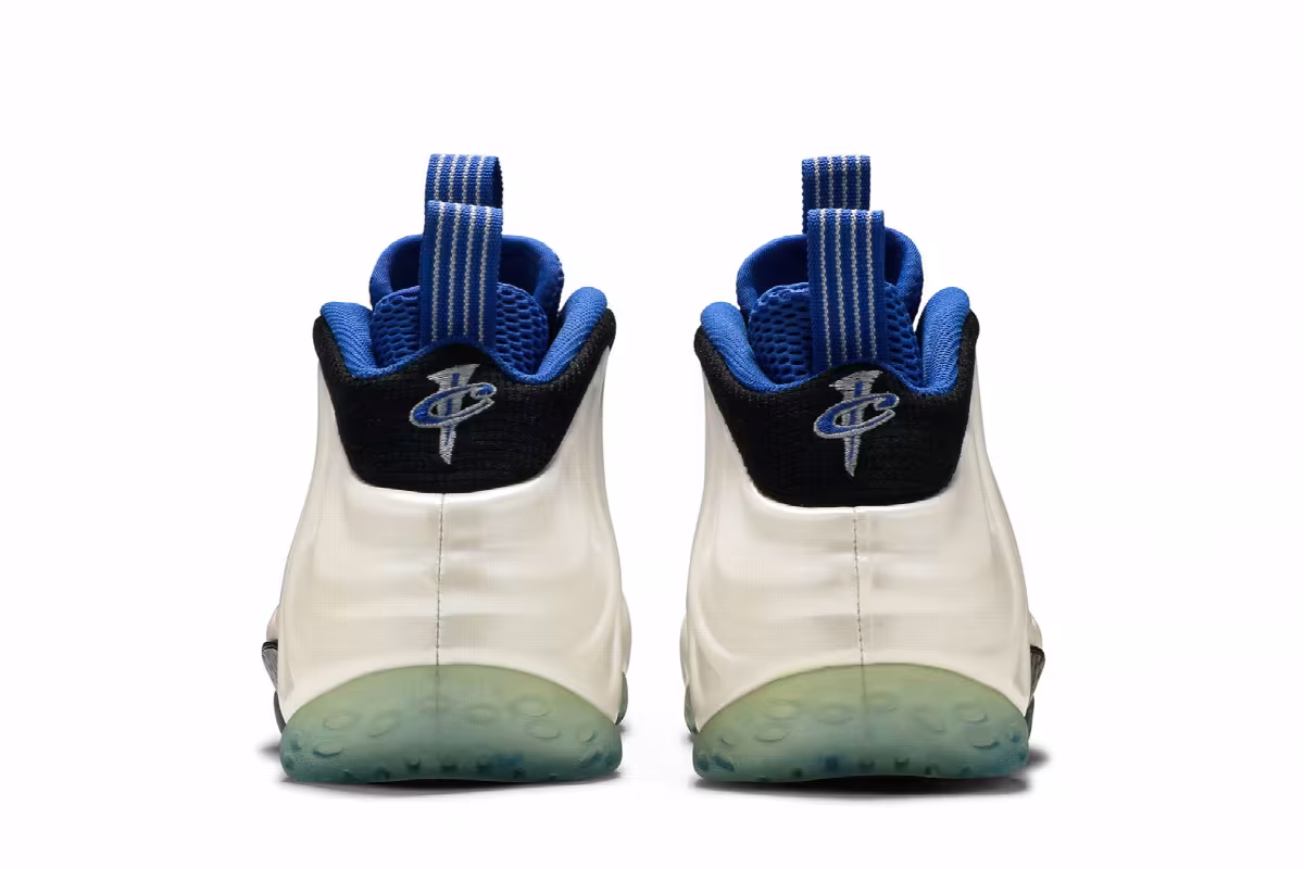 Nike Air Foamposite One Shooting Stars, view 7