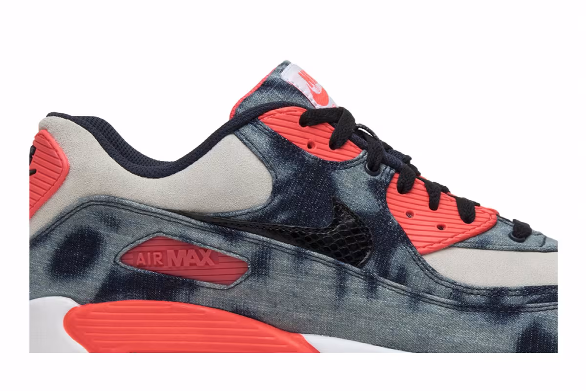 Atmos x Nike Air Max 90 QS Bleached Denim, view 3