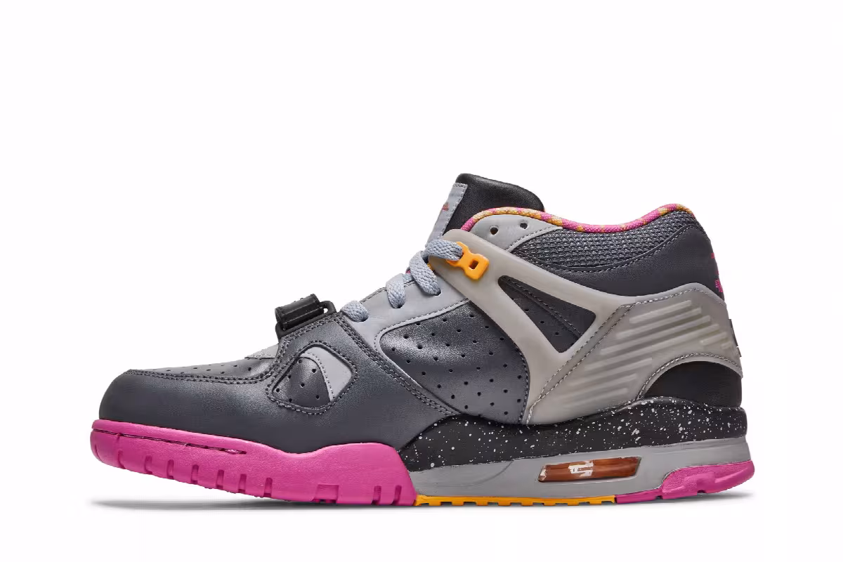 Nike Air Trainer 3 Prm Qs Bo Knows Horse Racing, view 4