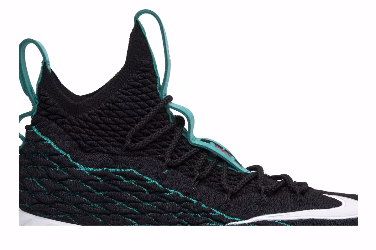 Nike LeBron 15 Griffey, view 3