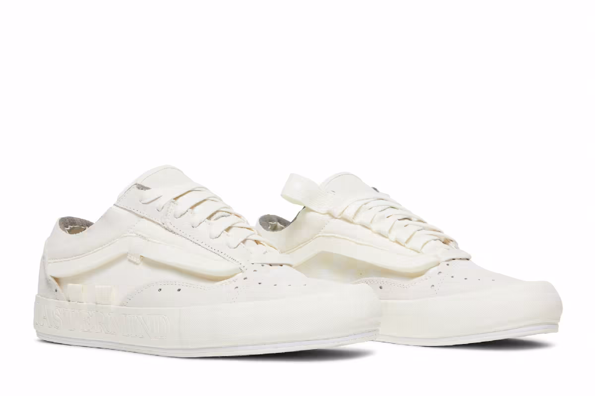 END. x Mastermind Japan x Vans Old Skool White, view 9