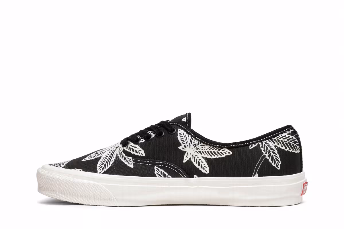 Vans OG Authentic LX Sweet Leaf - Black, view 4