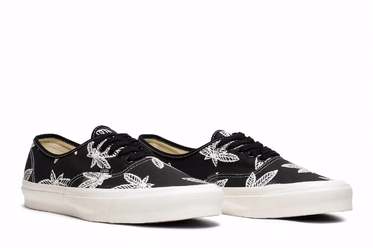 Vans OG Authentic LX Sweet Leaf - Black, view 9