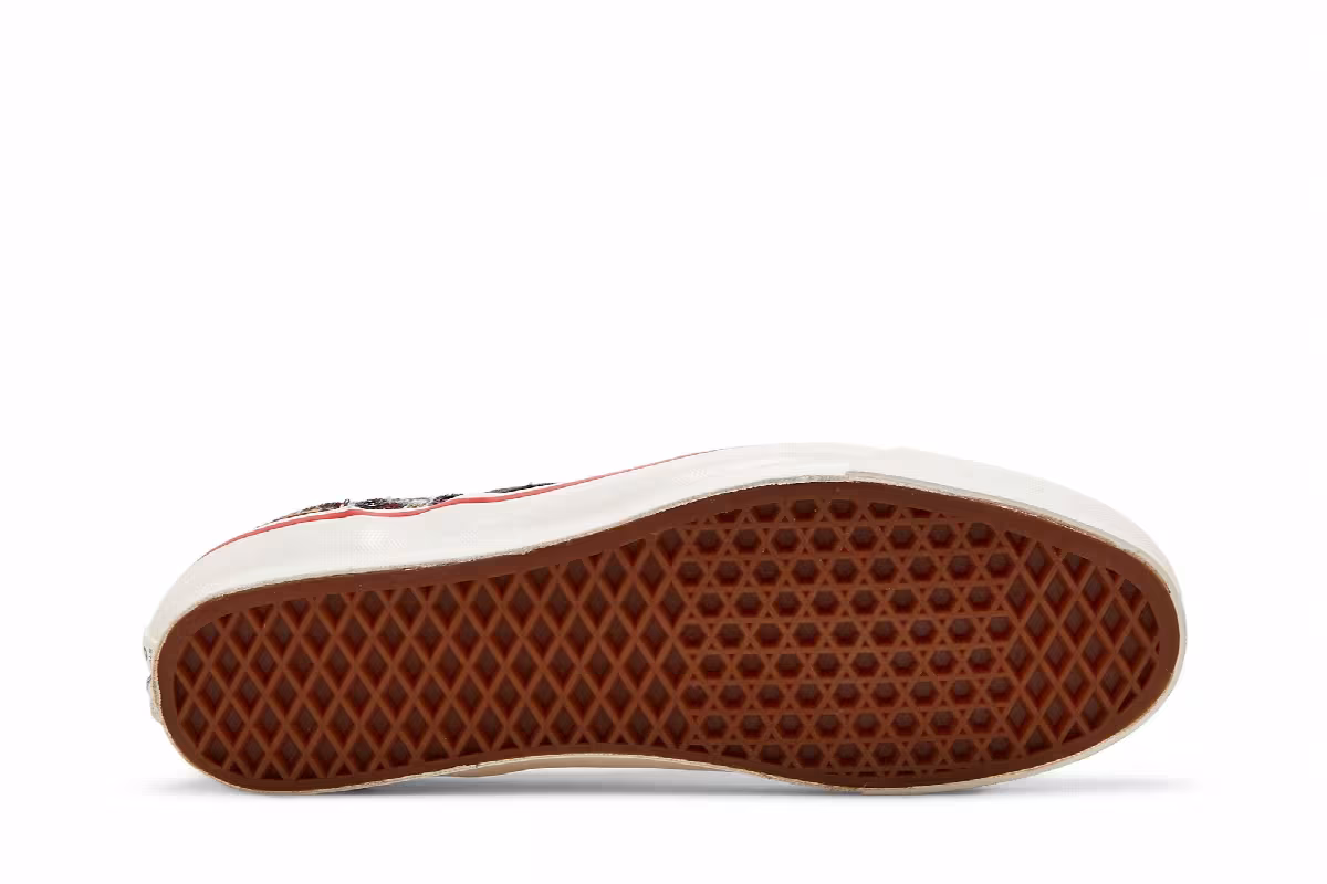 Nigel Cabourn x Vans OG Classic Slip-On LX Carpet Green Mix, view 5