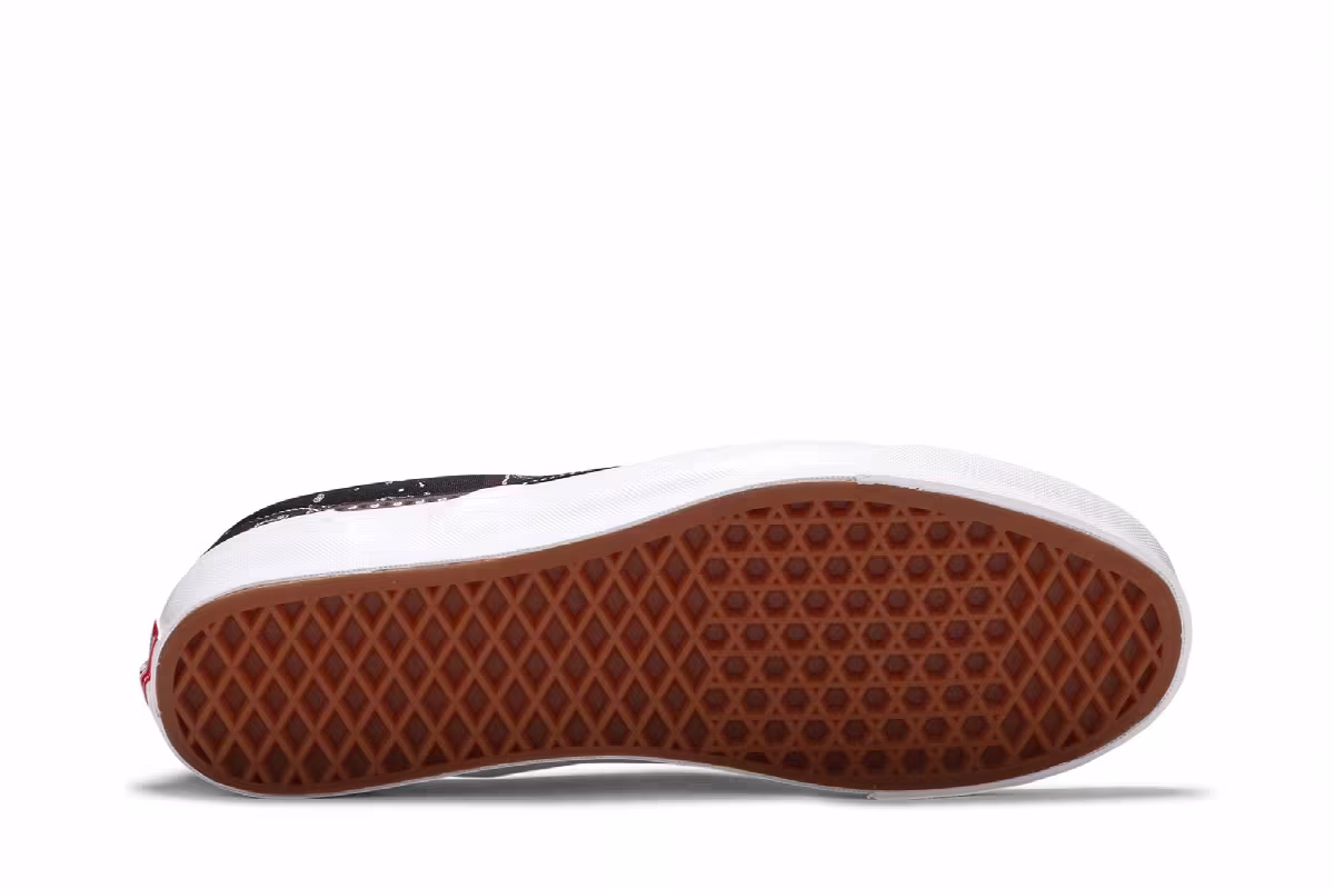 Kith x Vans Vault OG Classic Slip-On LX Bandana - Moonless Night, view 5