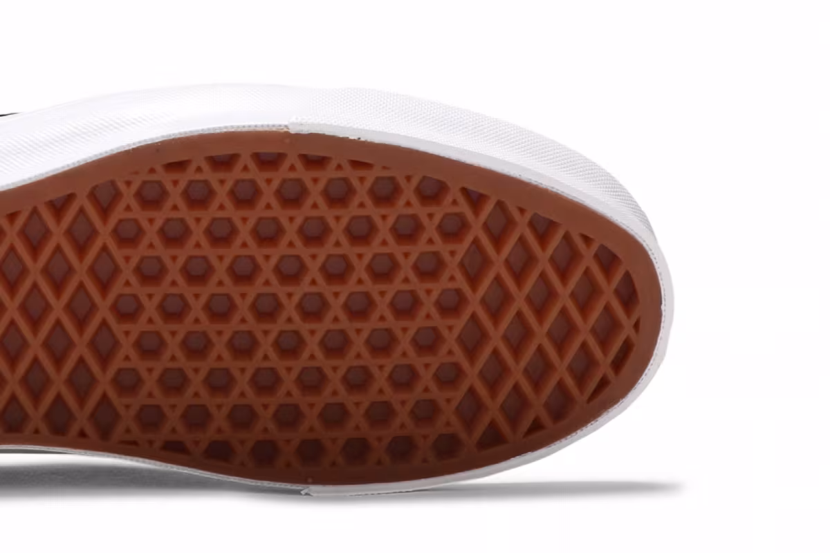 Kith x Vans Vault OG Classic Slip-On LX Bandana - Moonless Night, view 6