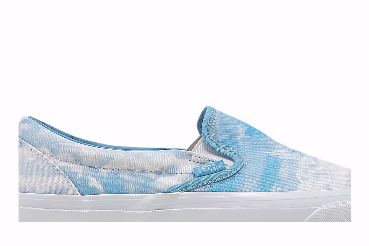Kith x Vans Vault OG Classic Slip-On LX Clouds, view 3