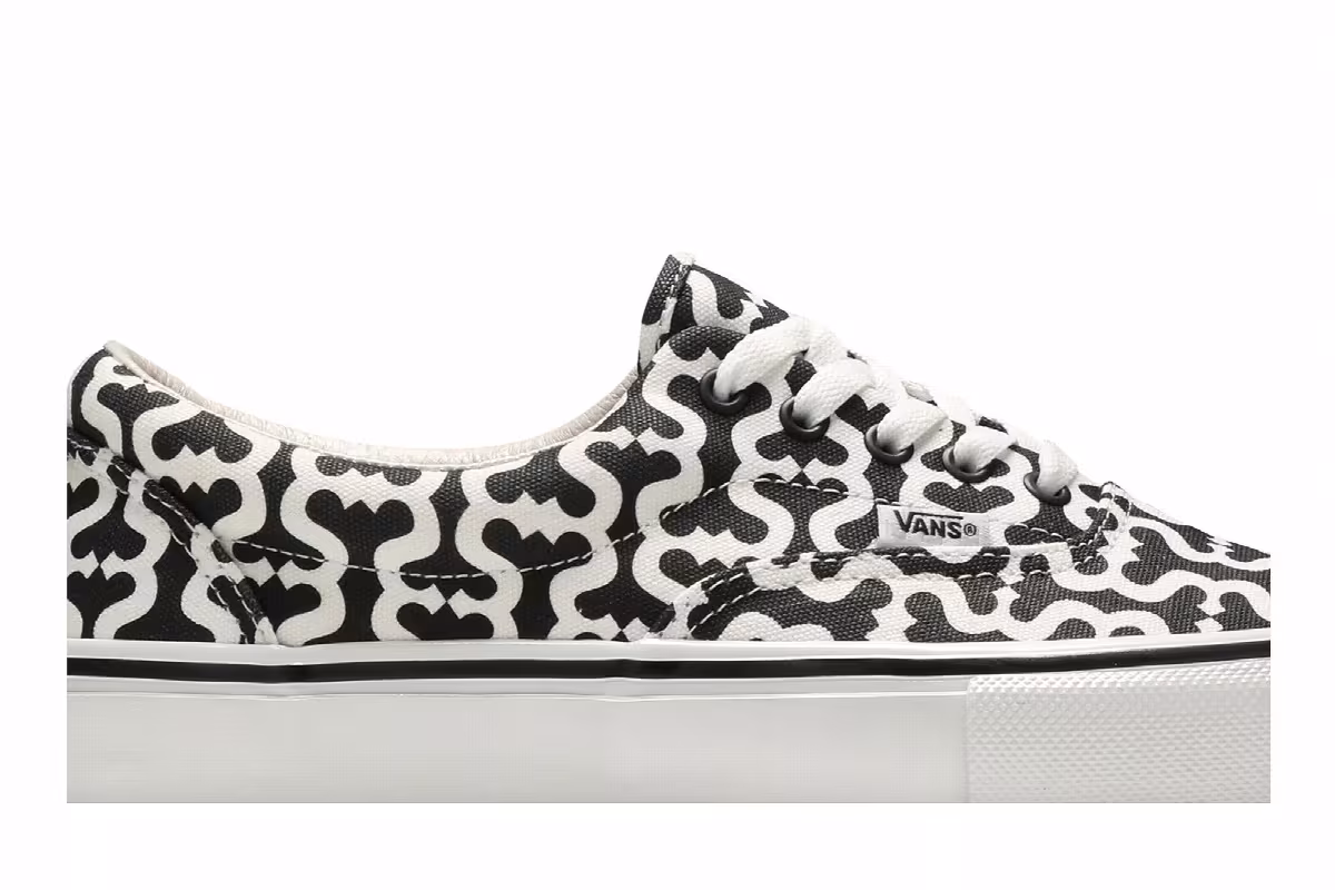 Supreme x Vans Era Monogram S - Black, view 3
