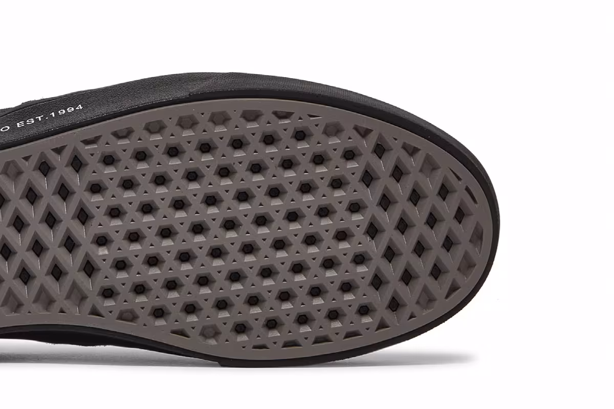 Neighborhood x Vans ComfyCush Era The Filth And The Fury, view 6