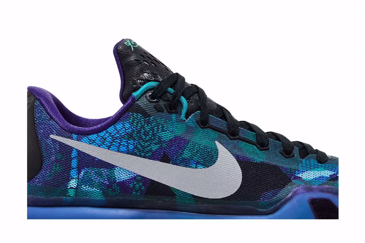 Nike Kobe 10 Overcome, view 3