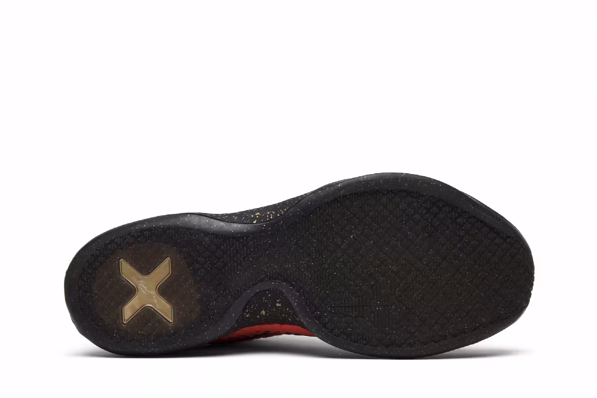 Nike Kobe 10 Elite Low Christmas, view 5